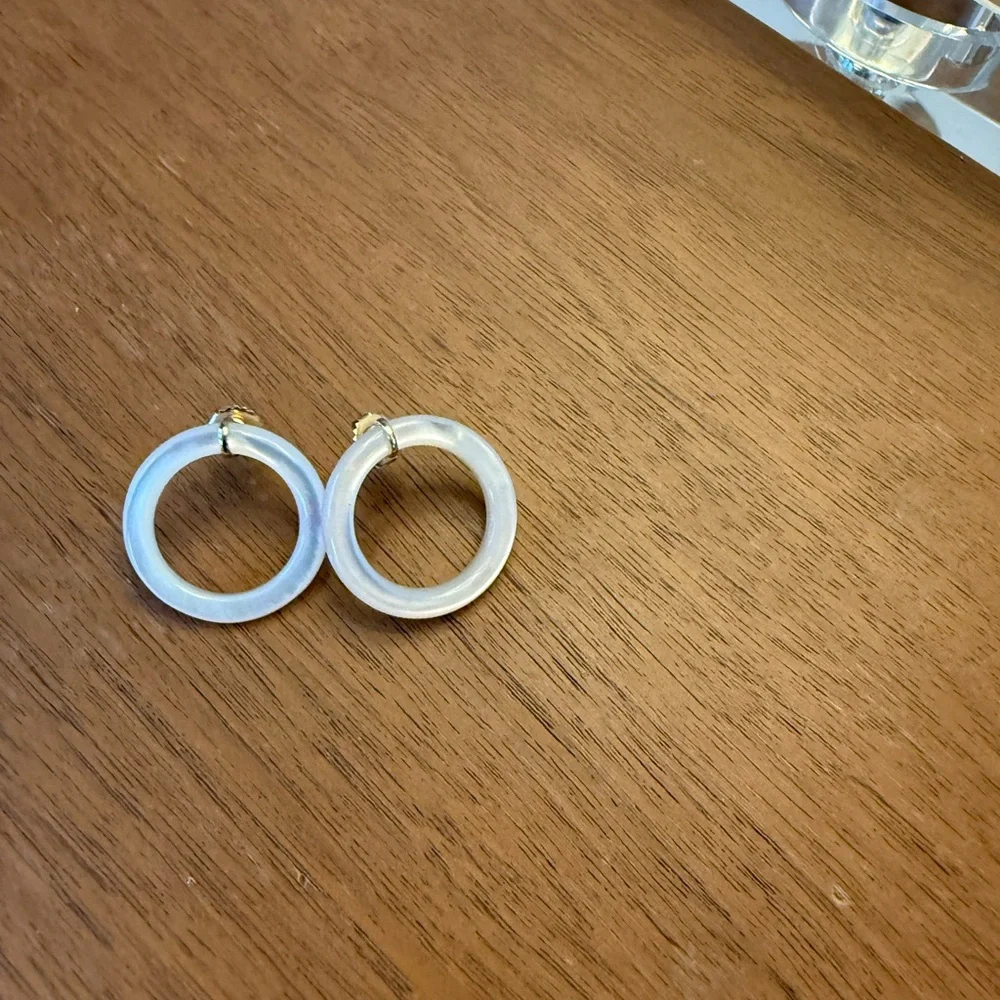 Bondeye 14k Gold Mother of Pearl Earrings - Picture 2 of 3